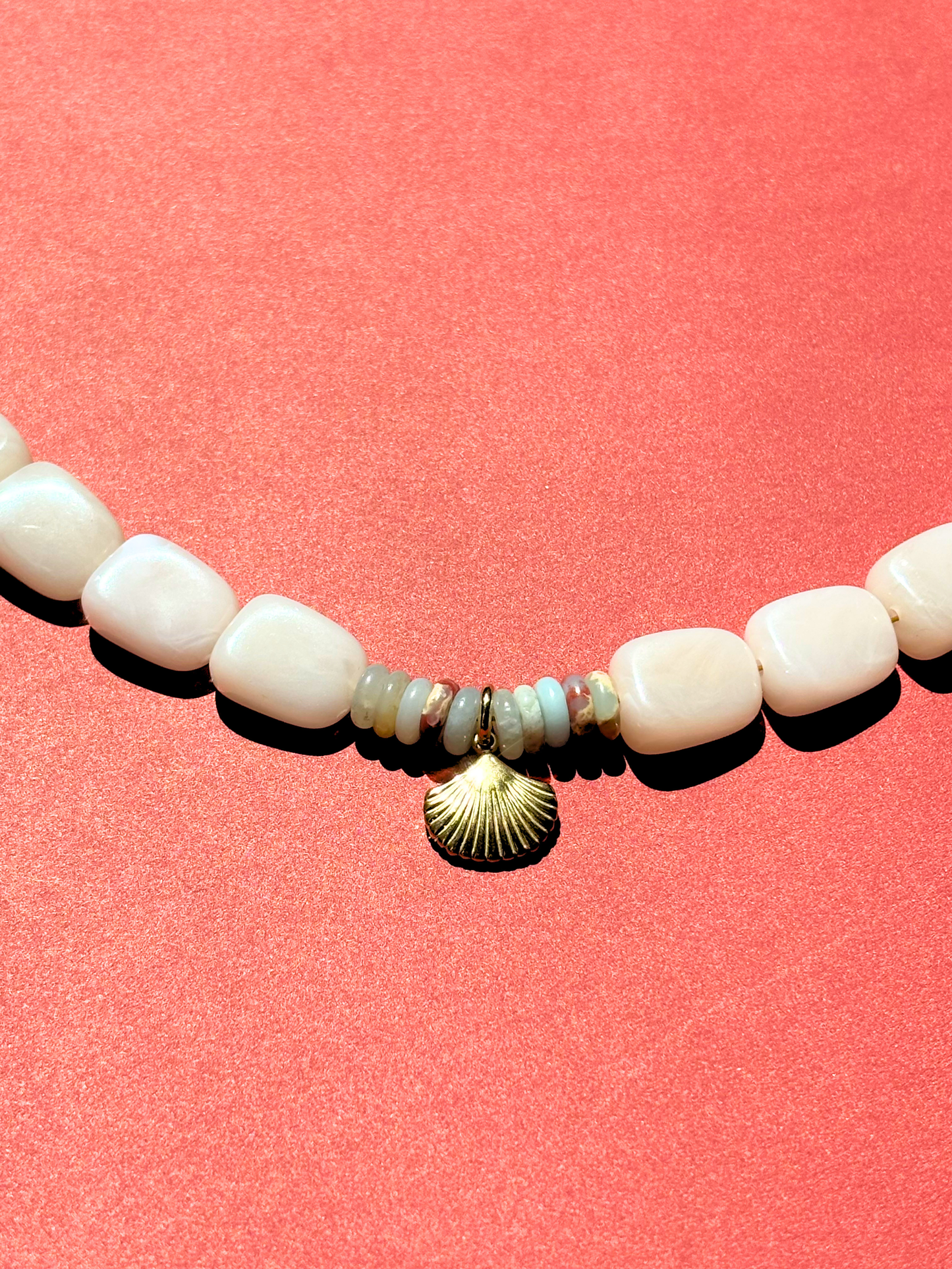 Collier Promenade
