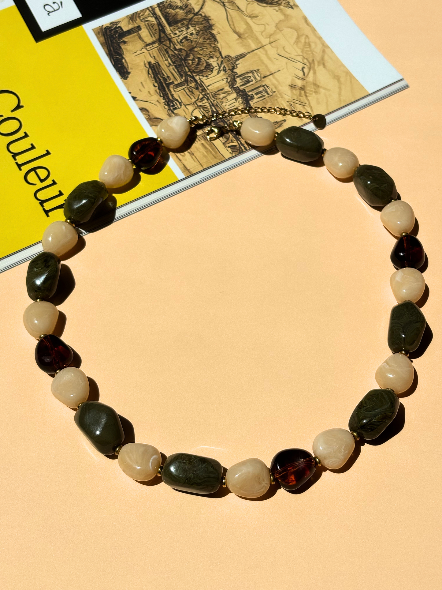 Collier Olivia